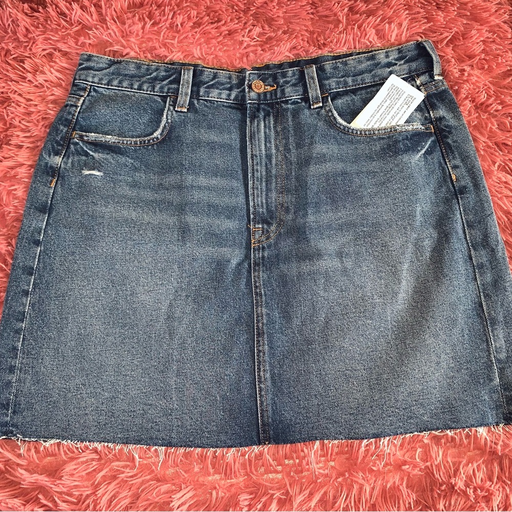 H&M A-Line Skirt Blue Medium Wash Raw Hem Cotton
